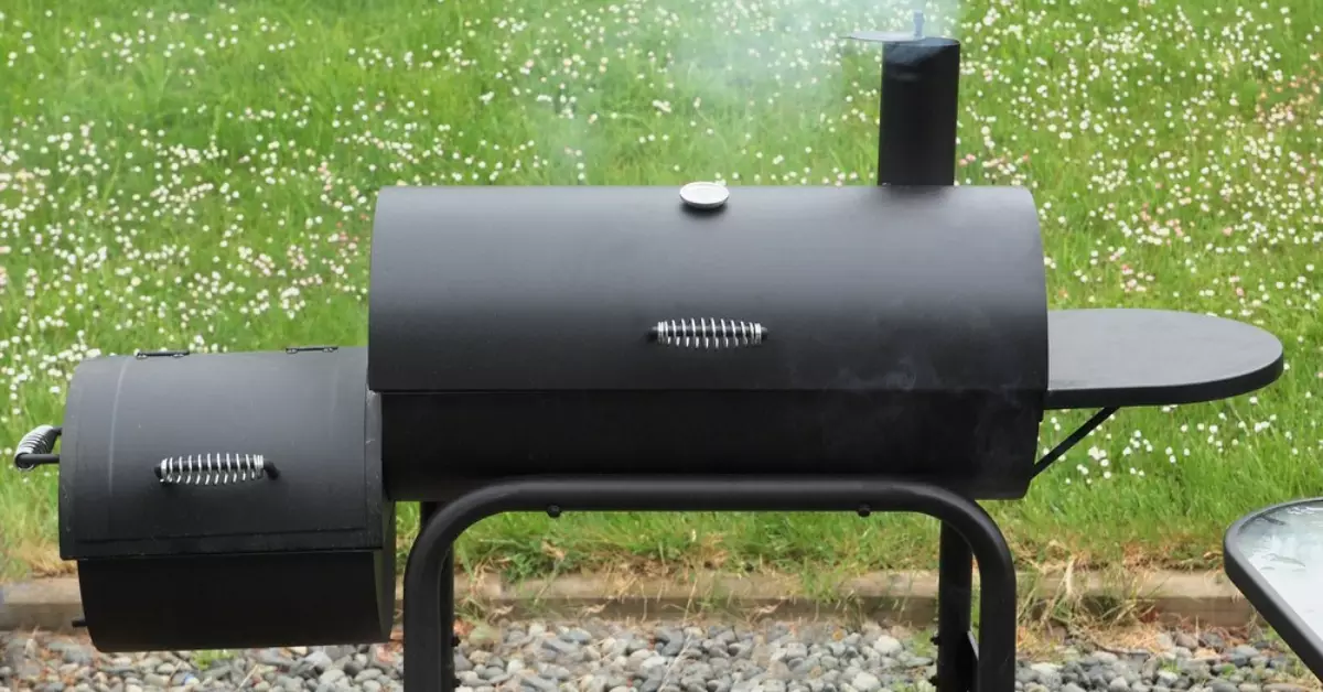 How Thick Should An Offset Smoker Be
